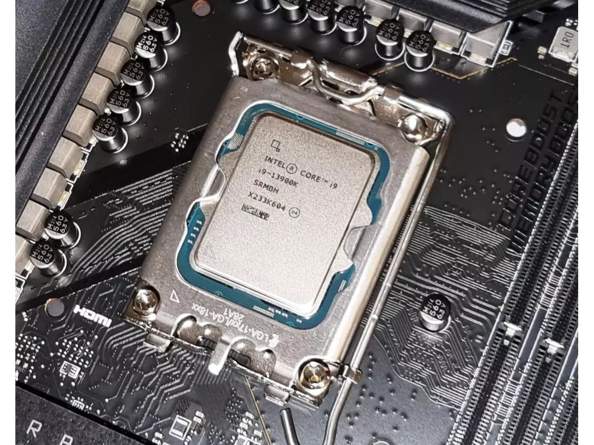 Procesador Intel Core i9-13900K de 24 núcleos y 5. - 3