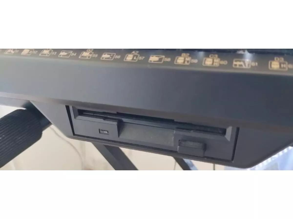 Teclado / Organo Yamaha PSR 630 - 4