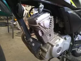 Honda CB1 TUF - Imagen 2