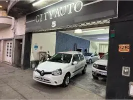 Renault Clio - Imagen 1