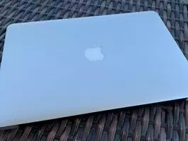 Macbook Air (13 inch, 2017) i5 8gb - Imagen 8