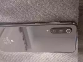 Xiaomi Mi 9 SE - Imagen 1