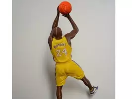 Muñeco Kobe Bryant Fade Away 48cm - Imagen 2