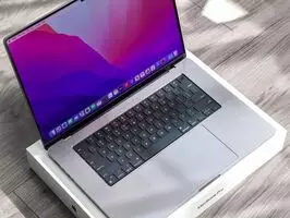Macbook Pro 16", Chip M1 Max 2021 - Imagen 1