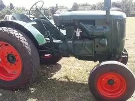 1955 Tractor restaurado a nuevo Deutz