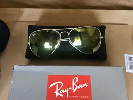 Vendo tres anteojos Rayban sin usar - Imagen 4