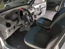 Renault Kangoo Confort 1.6 Cd Aa Da - Acepto Permu - Imagen 8