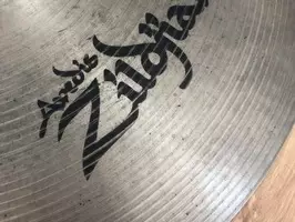 Platillos Zildjian Avedis New Beat Hi Hat 13´´ - Imagen 2