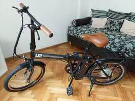 Bicicleta eléctrica plegable