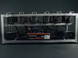 Rig de mineria AMD RX 6700XT con 6 placas de video