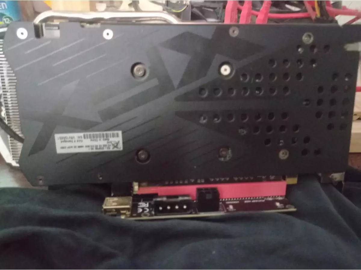 Placa de Video Radeon AMD RX 570 Saphire 8 GB - 3