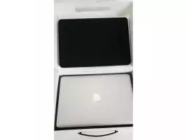 MacBook Pro i5 Mid2015