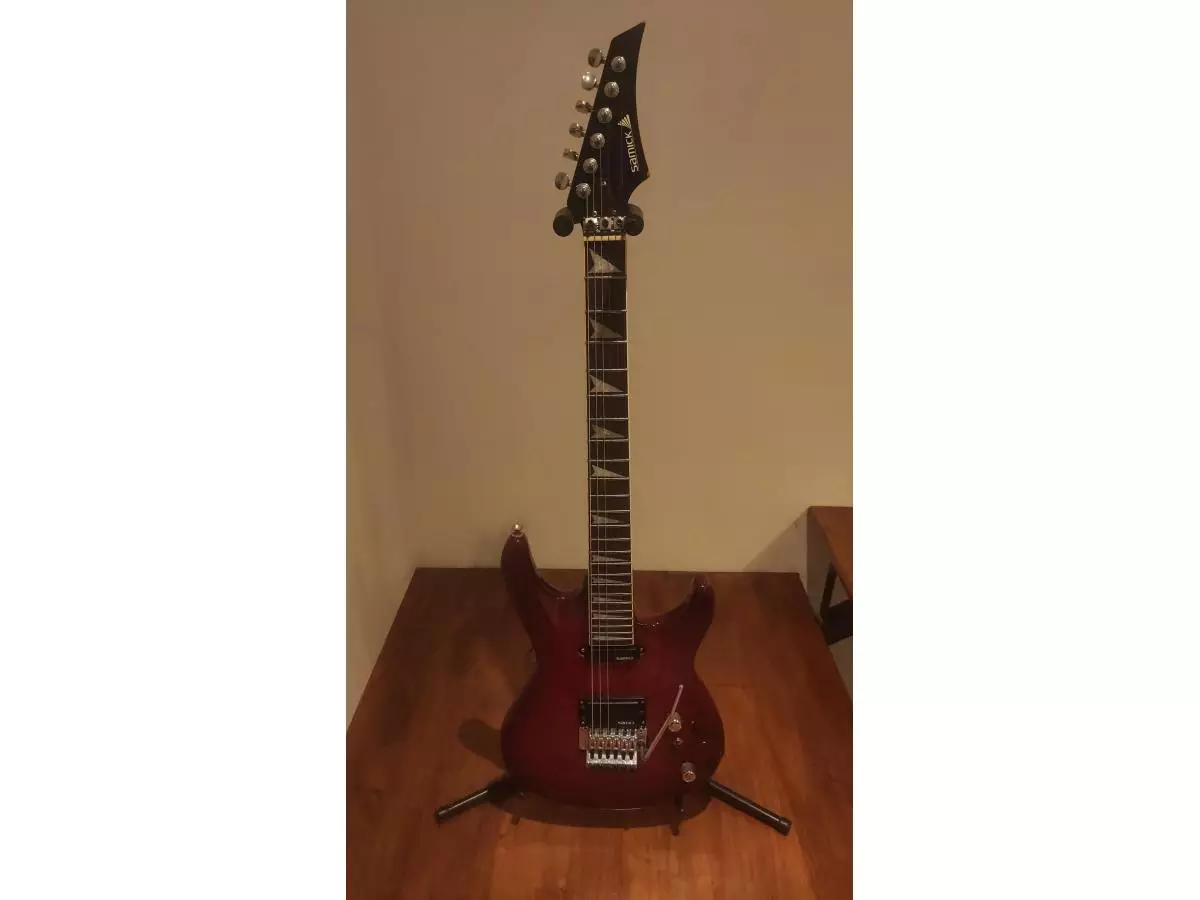 Guitarra electrica Samick mod 81 - 1