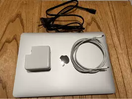 Macbook Pro 13-inch, 2017 (A1708) - Imagen 4