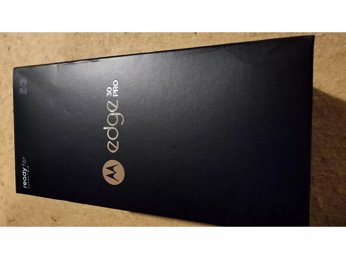 Motorola Edge 30 Pro nuevo en caja cerrada - 1