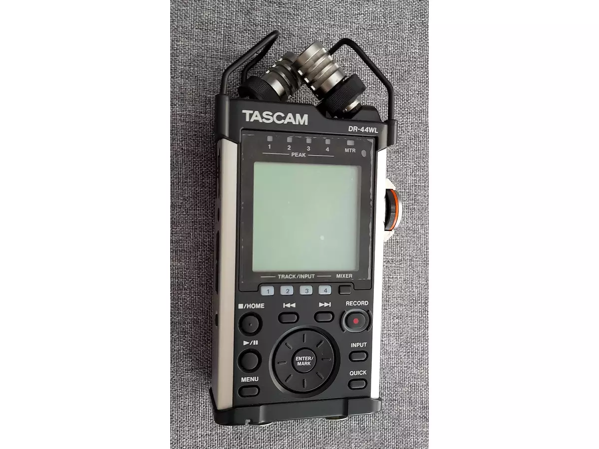 Grabadora de audio Digital Portátil Tascam Dr 44 w - 1