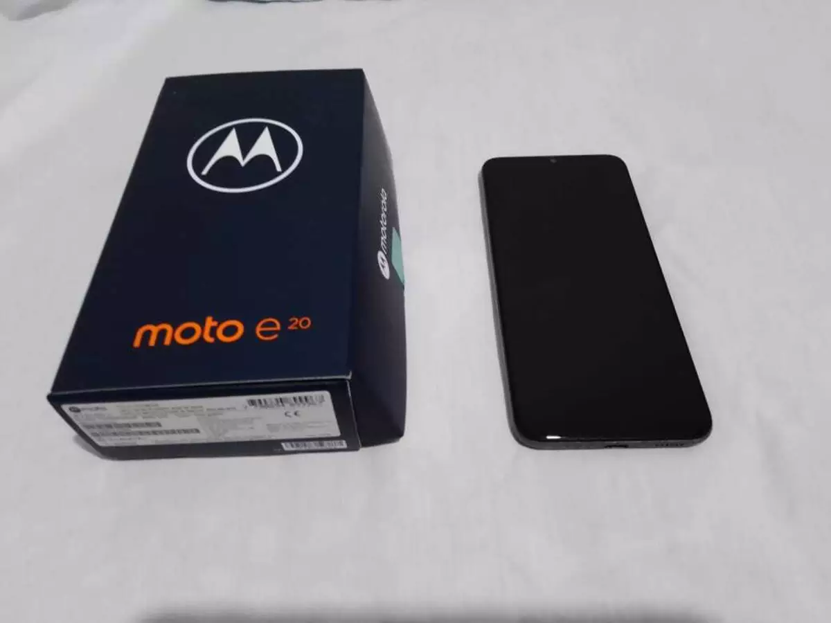Celular Motorola Moto E20 32 Gb Gris Grafito 2 Gb - 5