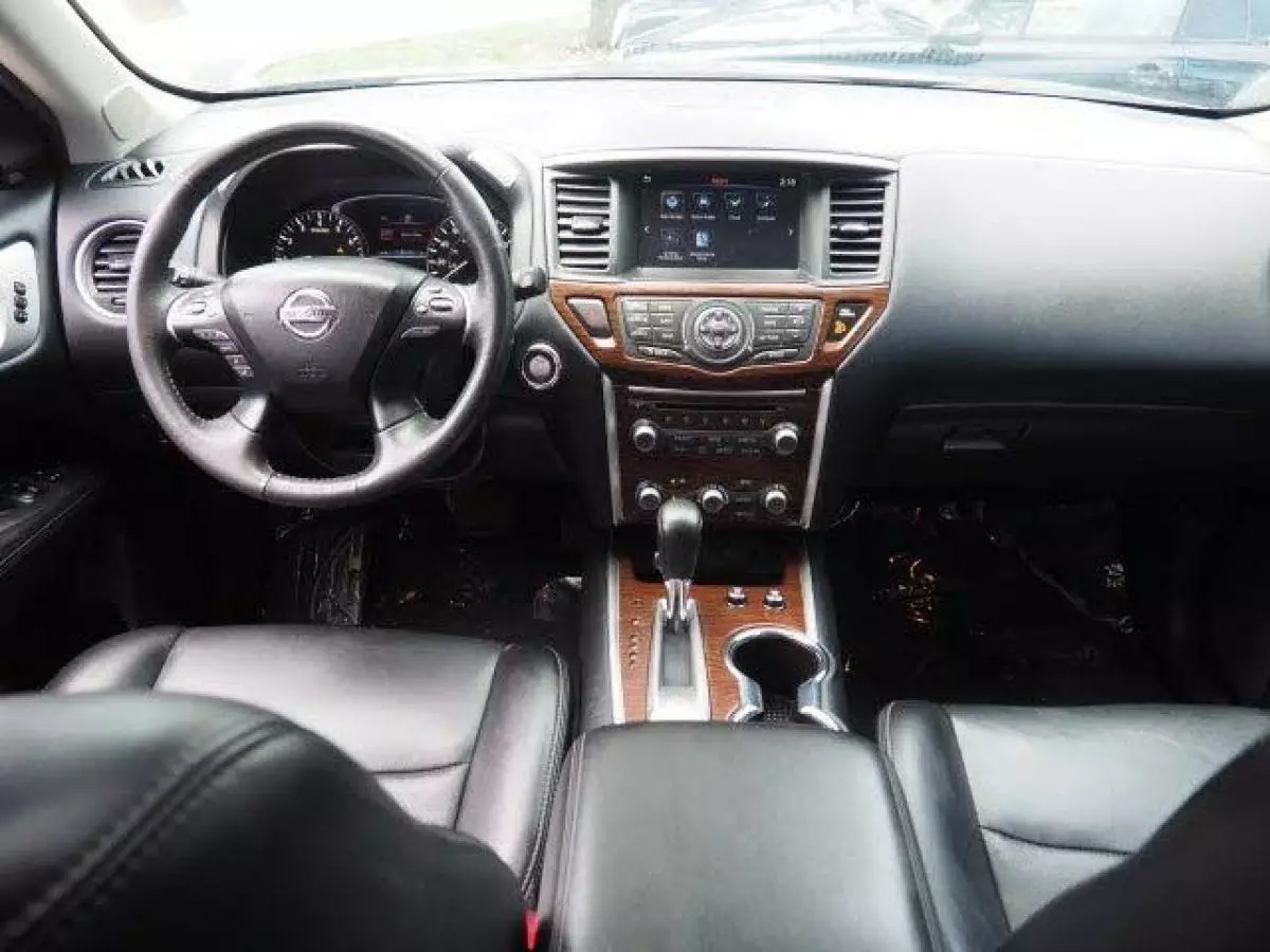 2017 Nissan Pathfinder Platinum Full Option for sa - 6